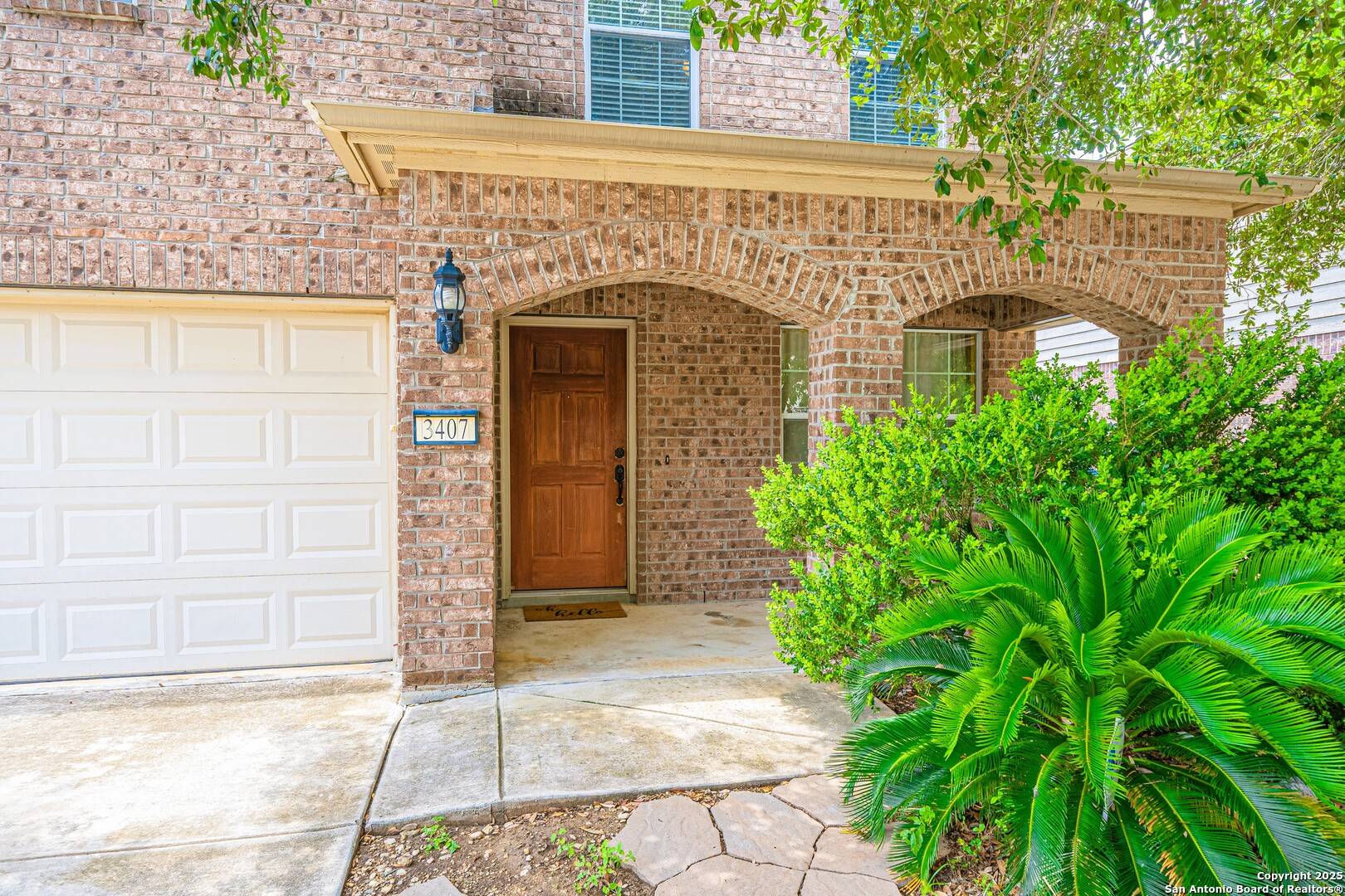San Antonio, TX 78245,3407 Maguey Trl