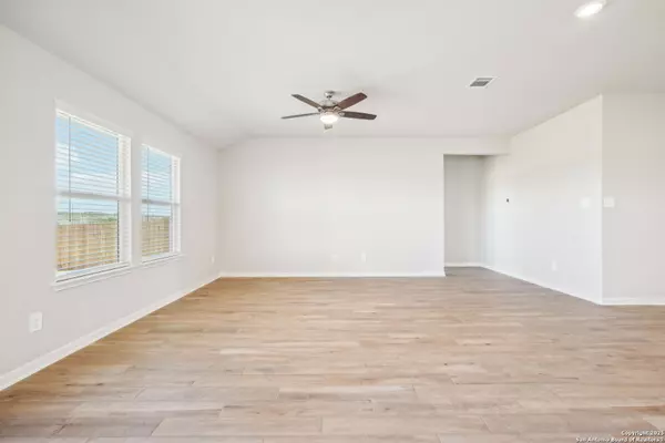 Cibolo, TX 78108,111 Shelton Pass