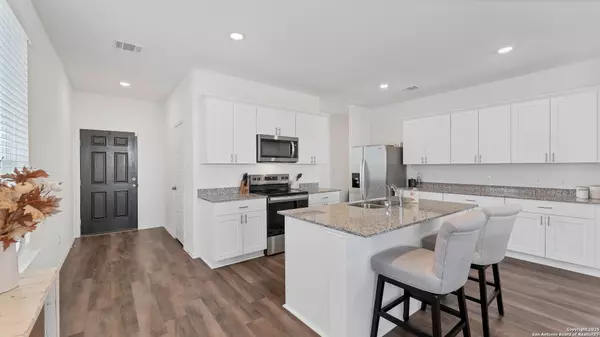 New Braunfels, TX 78130,729 Heartseed Avenue