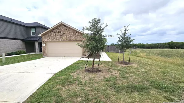 San Antonio, TX 78244,5930 Foster Bend