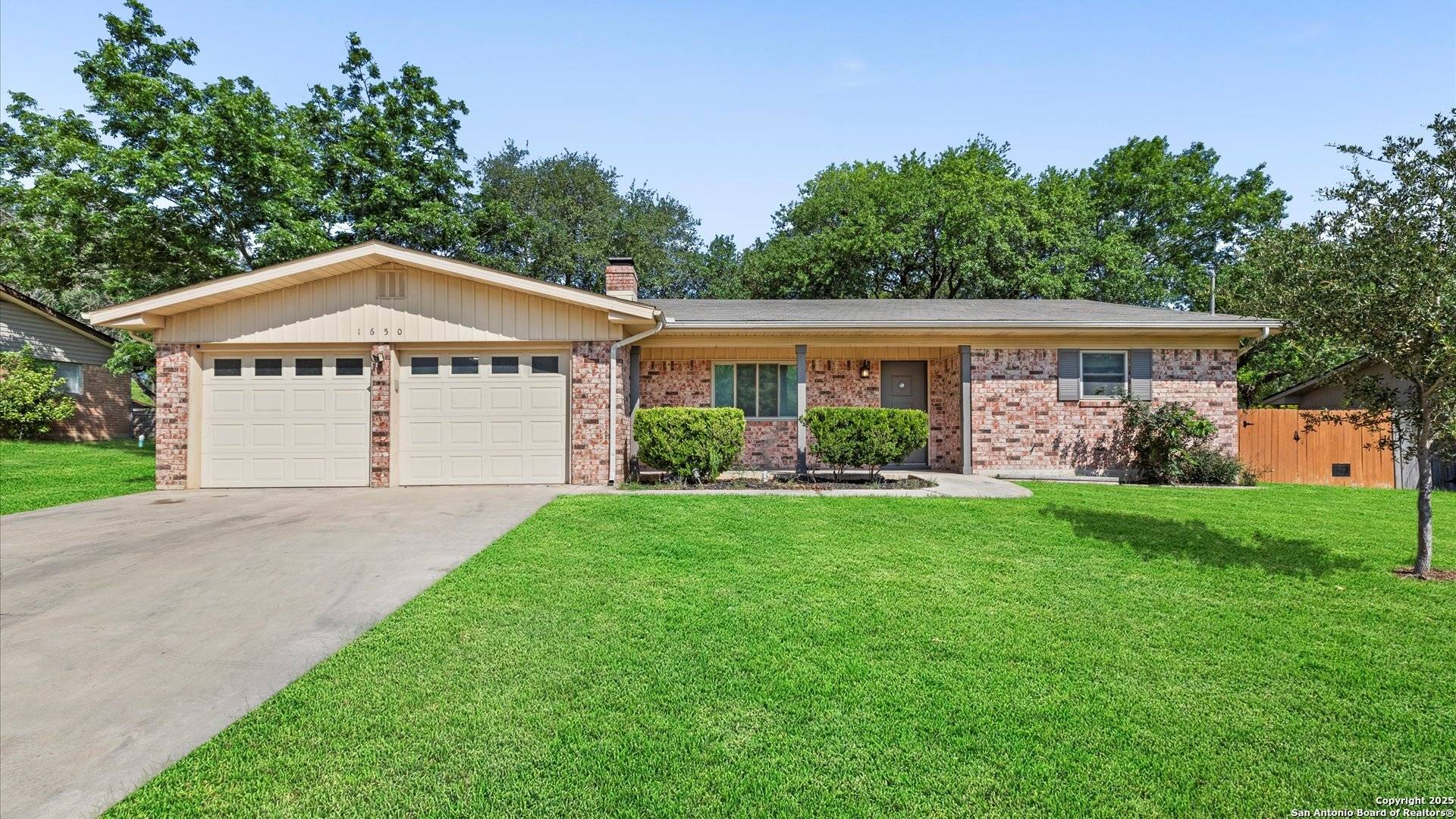 1650 Gardenia, New Braunfels, TX 78130