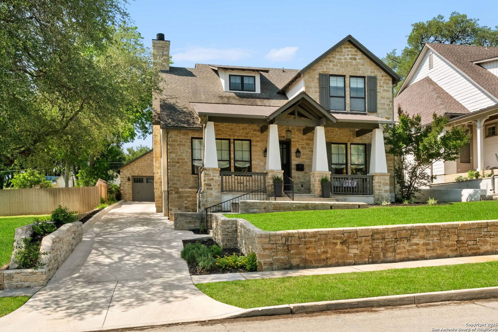Alamo Heights, TX 78209,228 Cloverleaf