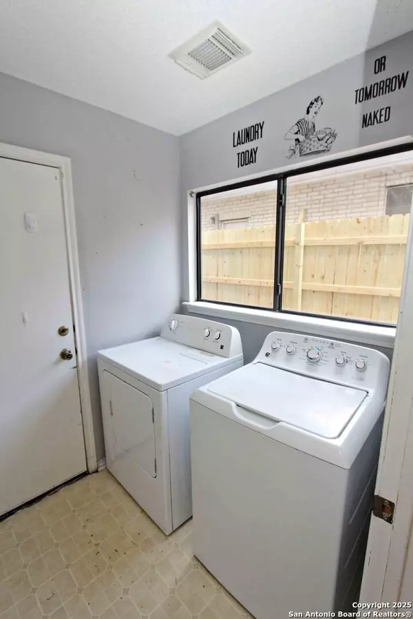 San Antonio, TX 78247,15410 Spring Smt