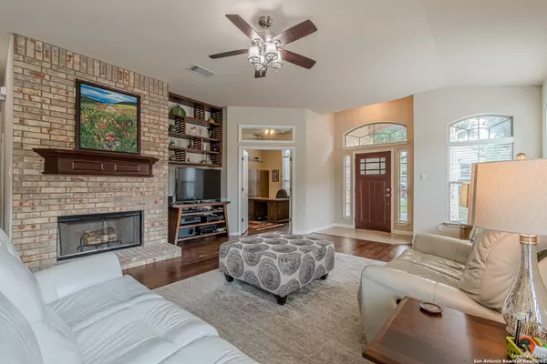 918 San Pedro,  New Braunfels,  TX 78132