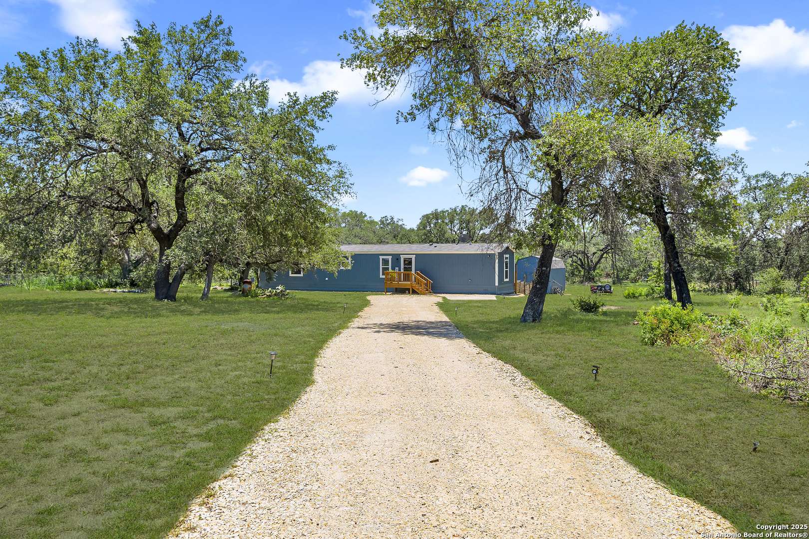 Somerset, TX 78069,57 W Bob White Dr