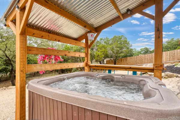 Spring Branch, TX 78070,497 Remington Rd