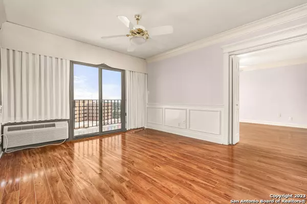 San Antonio, TX 78229-4445,7701 WURZBACH RD UNIT 2101