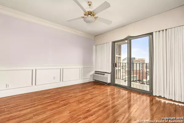 San Antonio, TX 78229-4445,7701 WURZBACH RD UNIT 2101