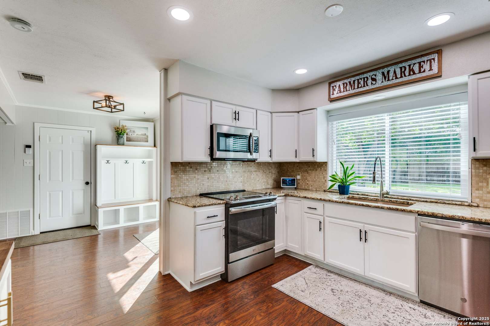 San Antonio, TX 78230,3618 Minthill