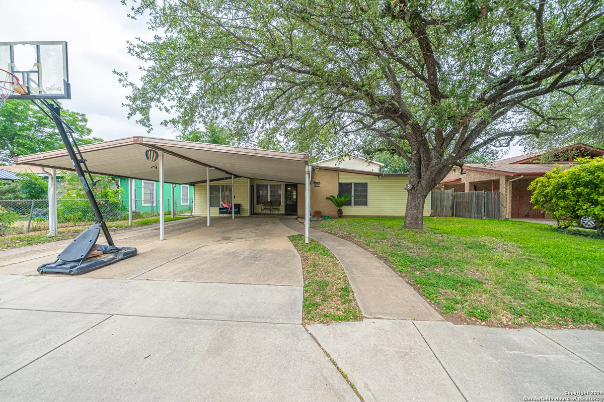 San Antonio, TX 78237,3211 Hatton