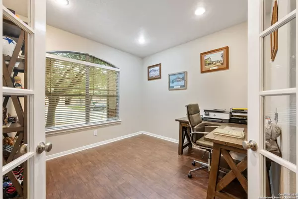 Boerne, TX 78006,204 Lone Star