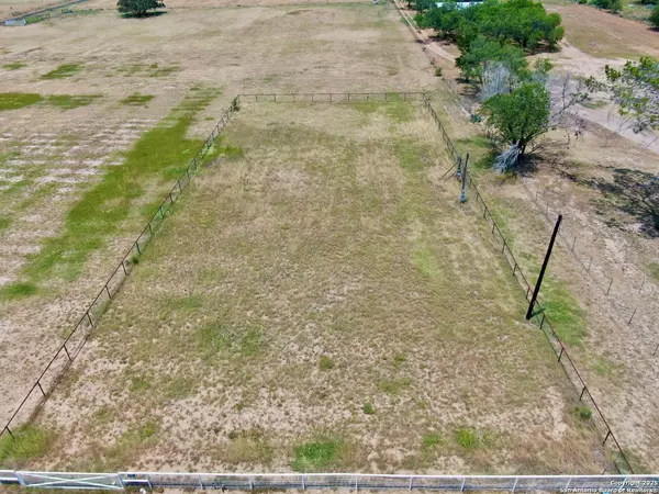 Atascosa, TX 78002,12555 #3 Briggs