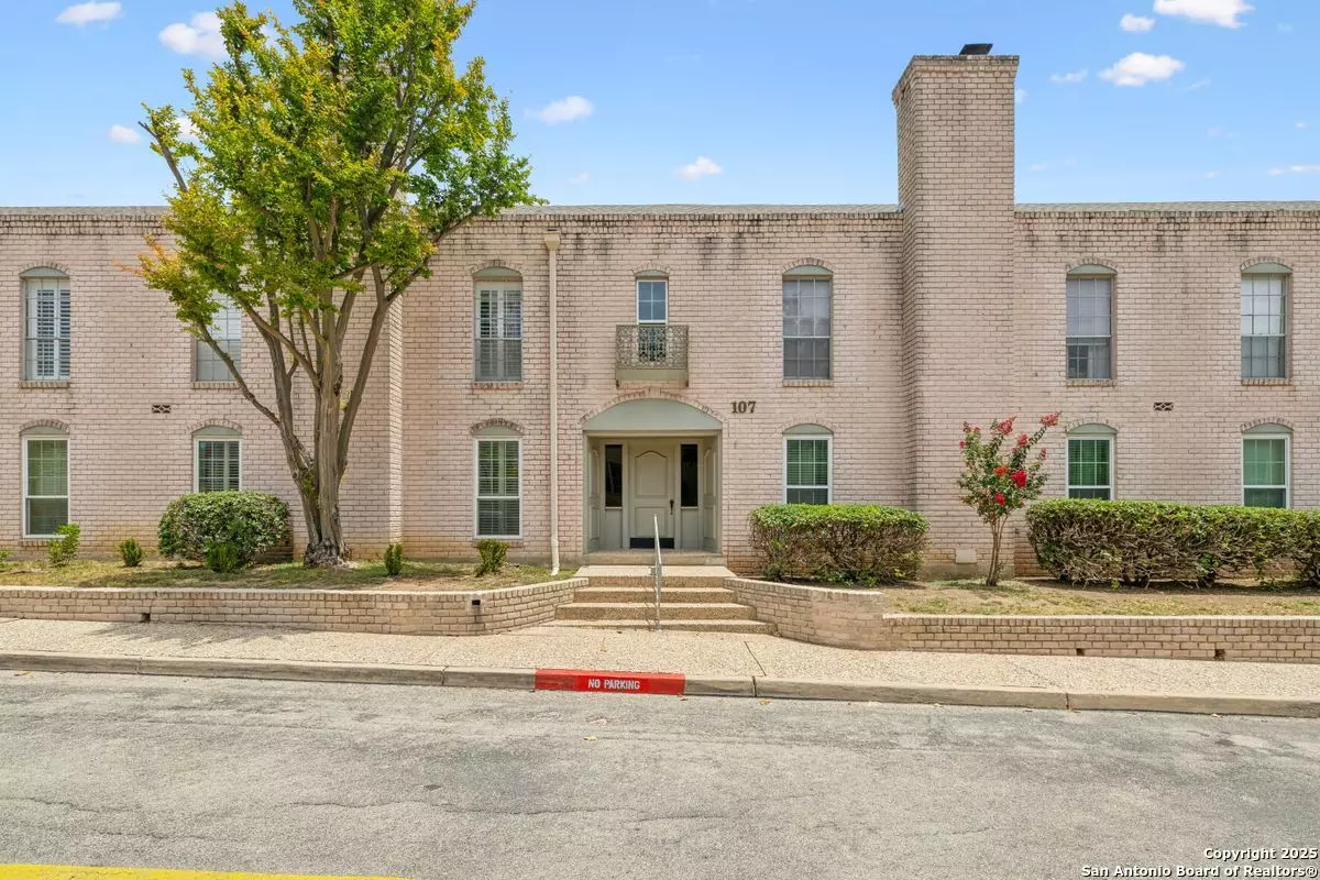 San Antonio, TX 78209,107-A Ruelle UNIT 107-A