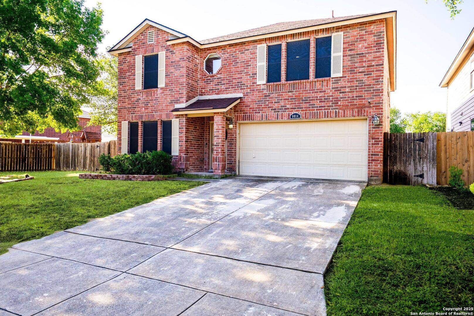 San Antonio, TX 78245,9014 Camino Rey