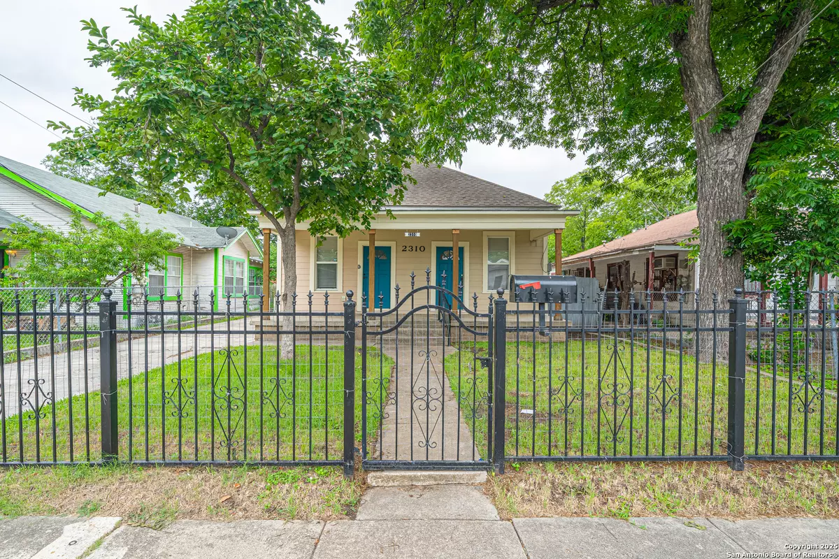 San Antonio, TX 78207,2310 Houston St