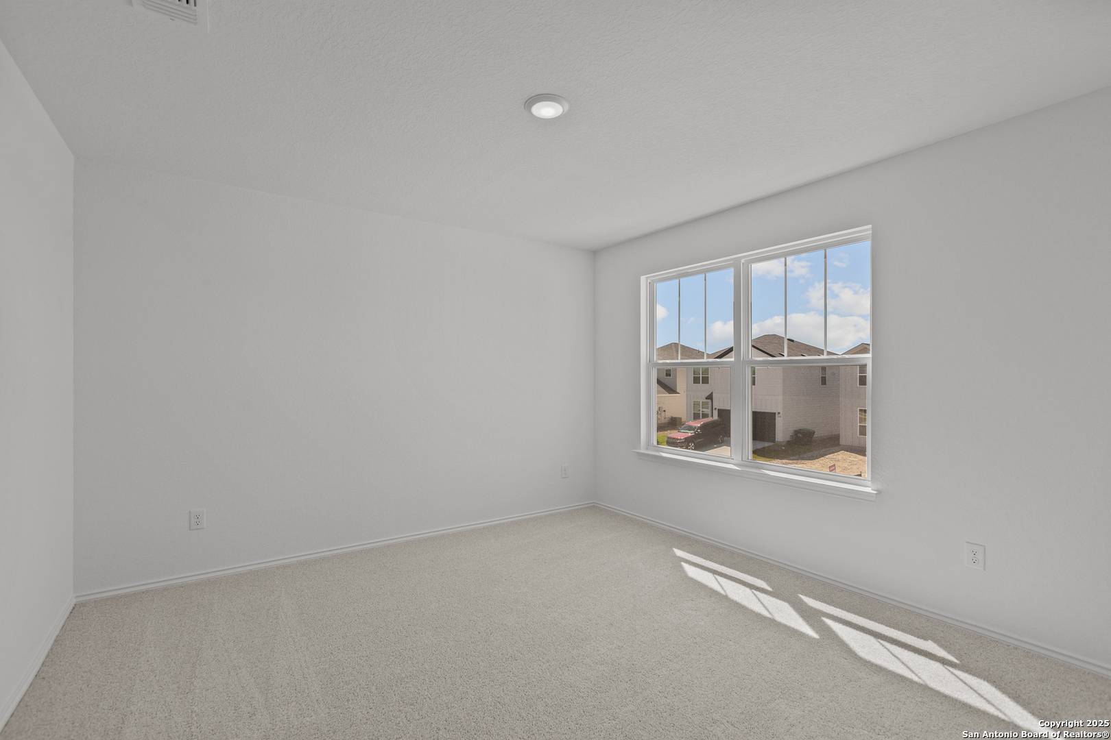 New Braunfels, TX 78130,870 Bluegrass Pt