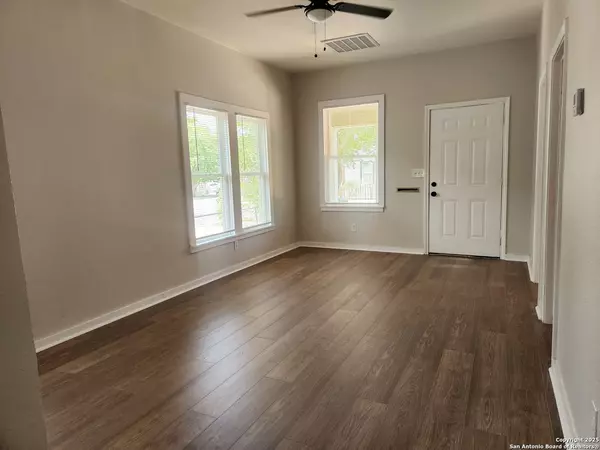 San Antonio, TX 78203,228 Spruce