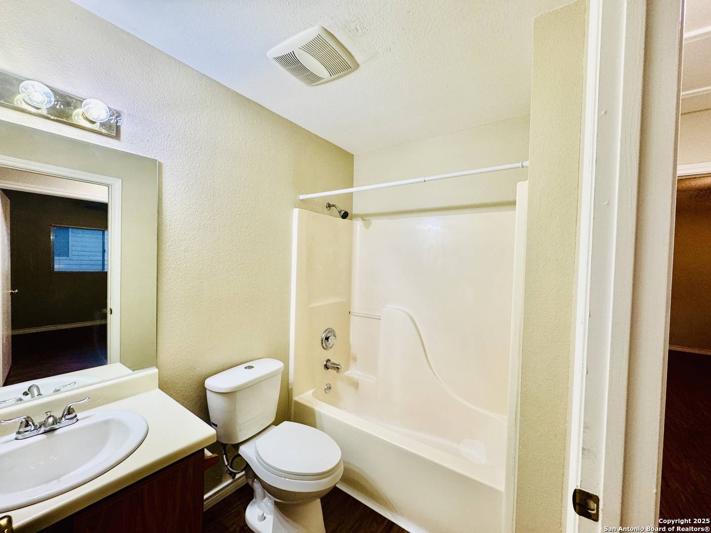 San Antonio, TX 78233,11717 Capotillo