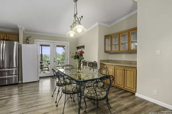 Bulverde, TX 78163,582 Short Circuit