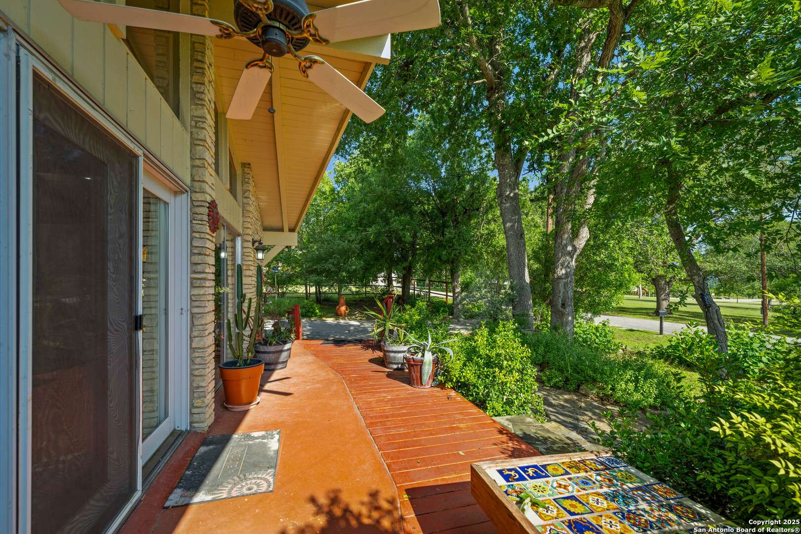 Canyon Lake, TX 78133,711 Chestnut Falls