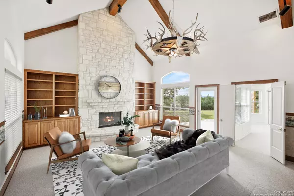 7424 Secretariat Lane, Boerne, TX 78015