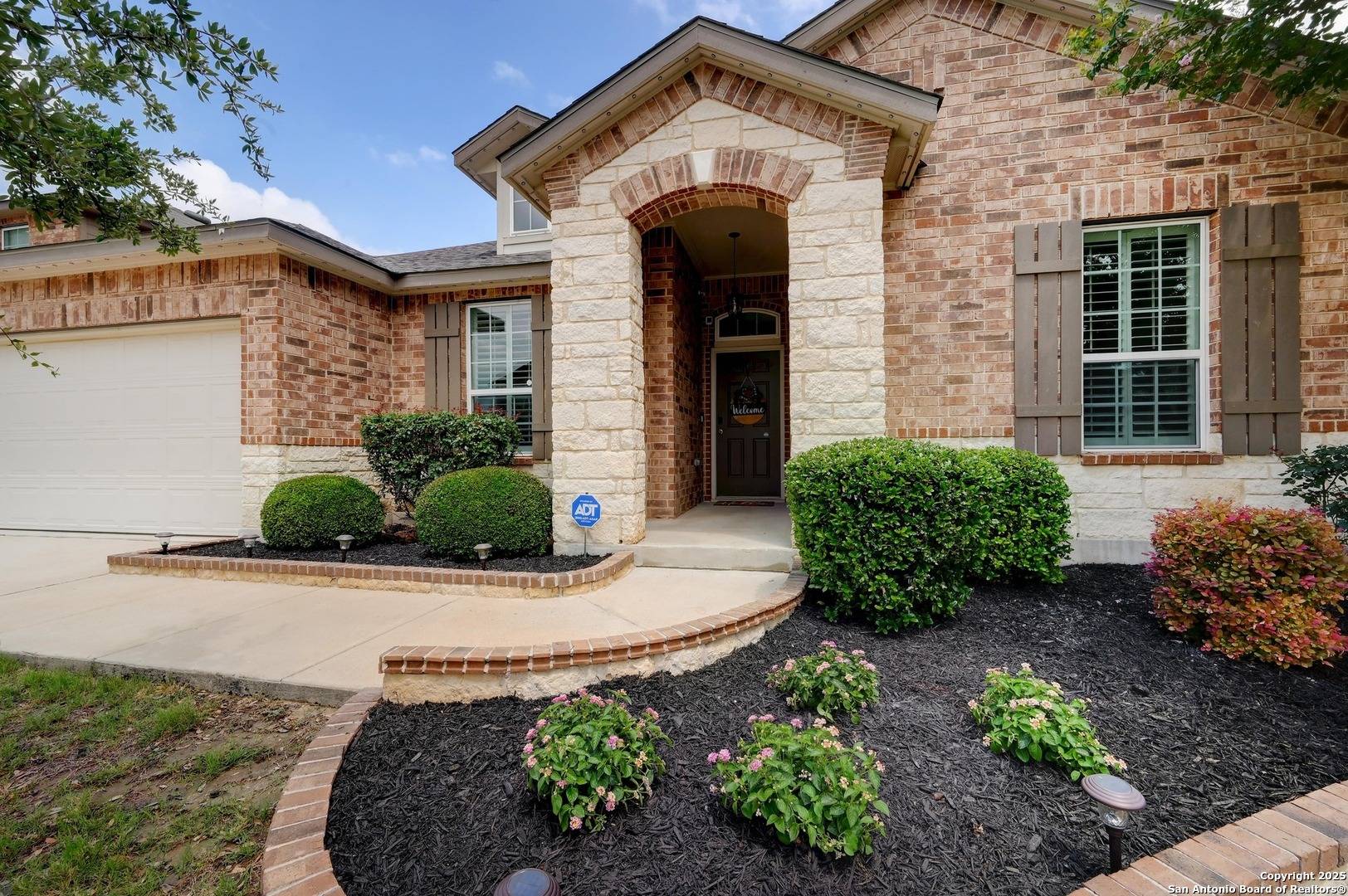 8530 Briscoe Flds, San Antonio, TX 78254