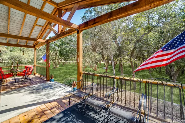 Lakehills, TX 78063,954 Lakeside