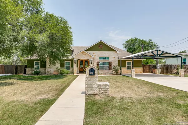 5722 Pioneer Ridge, San Antonio, TX 78245