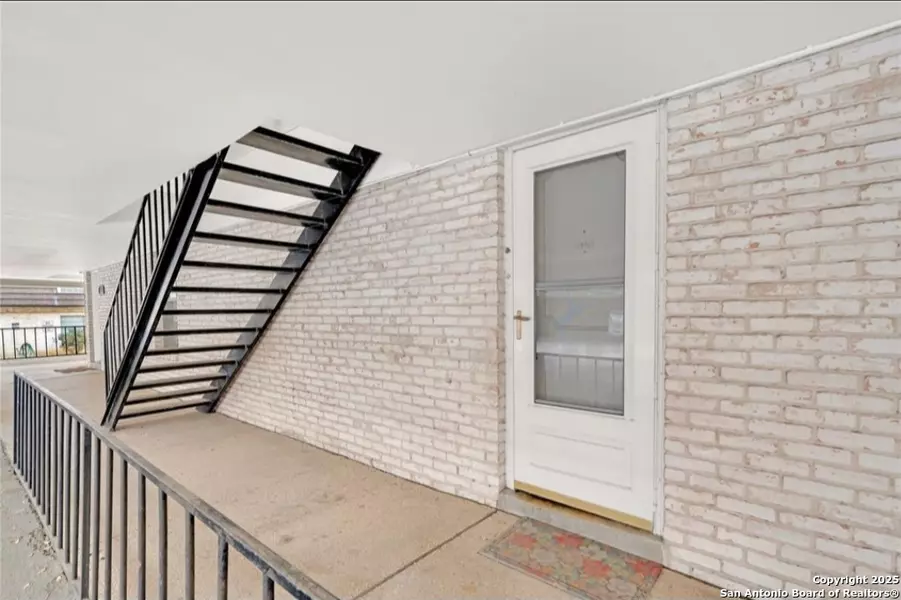 8038 Broadway UNIT 123, San Antonio, TX 78209