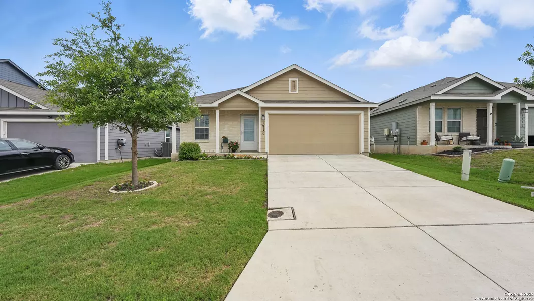1916 Goldcrest, New Braunfels, TX 78130