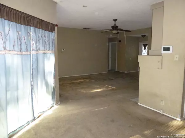 San Antonio, TX 78245,651 River Village