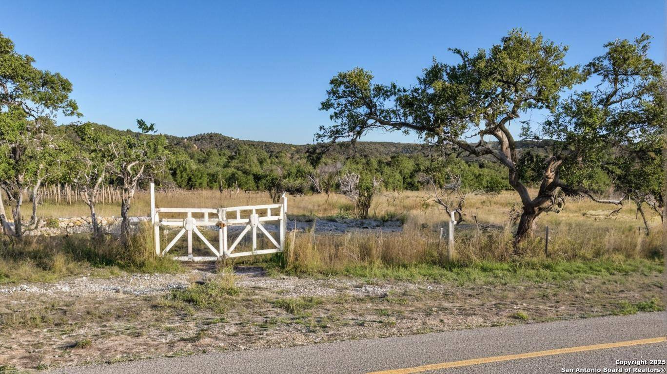 Bulverde, TX 78163,5865 Fm 1863