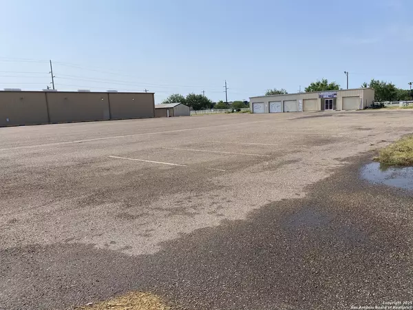 Pharr, TX 78577,1044 W Nolana Loop