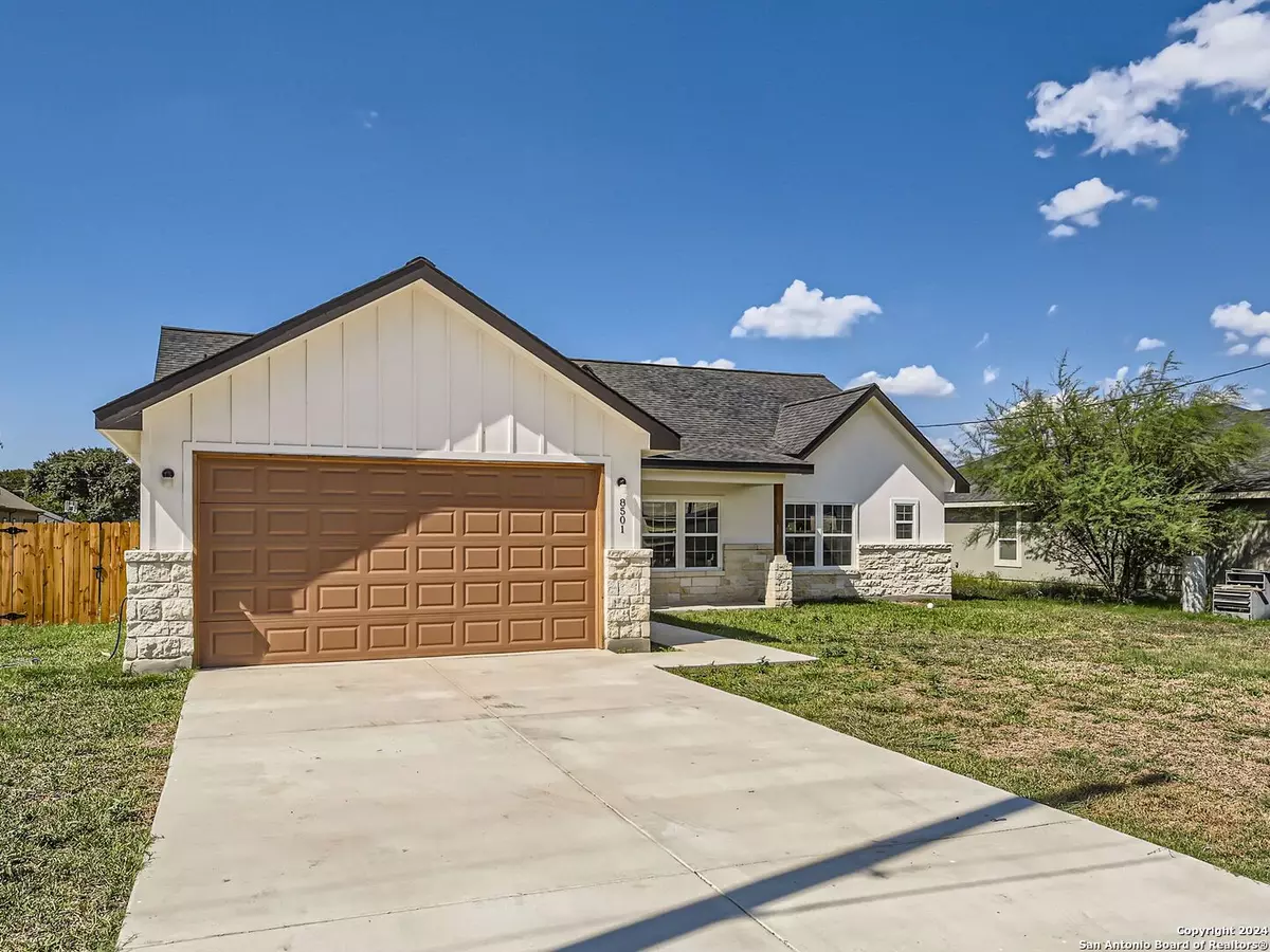 Selma, TX 78154,8501 UTOPIA BLVD