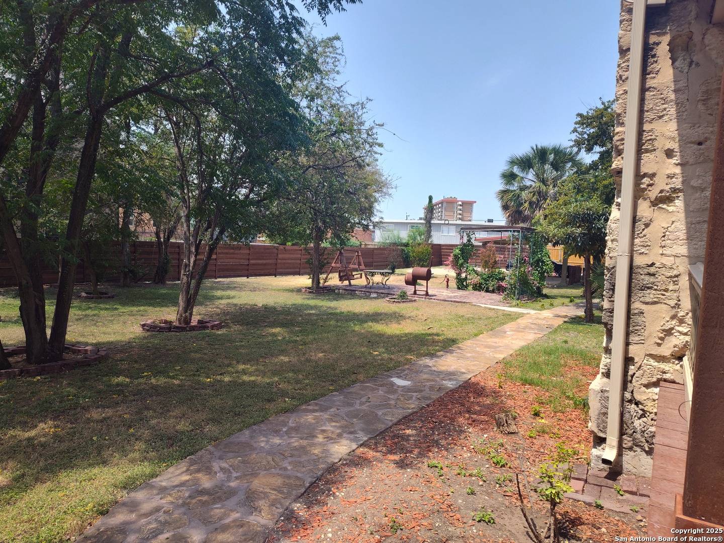 San Antonio, TX 78212,311 Howard