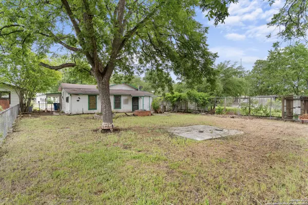 San Antonio, TX 78211,213 Hosack