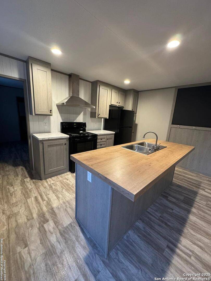 Cotulla, TX 78014,1608 HILDAGO