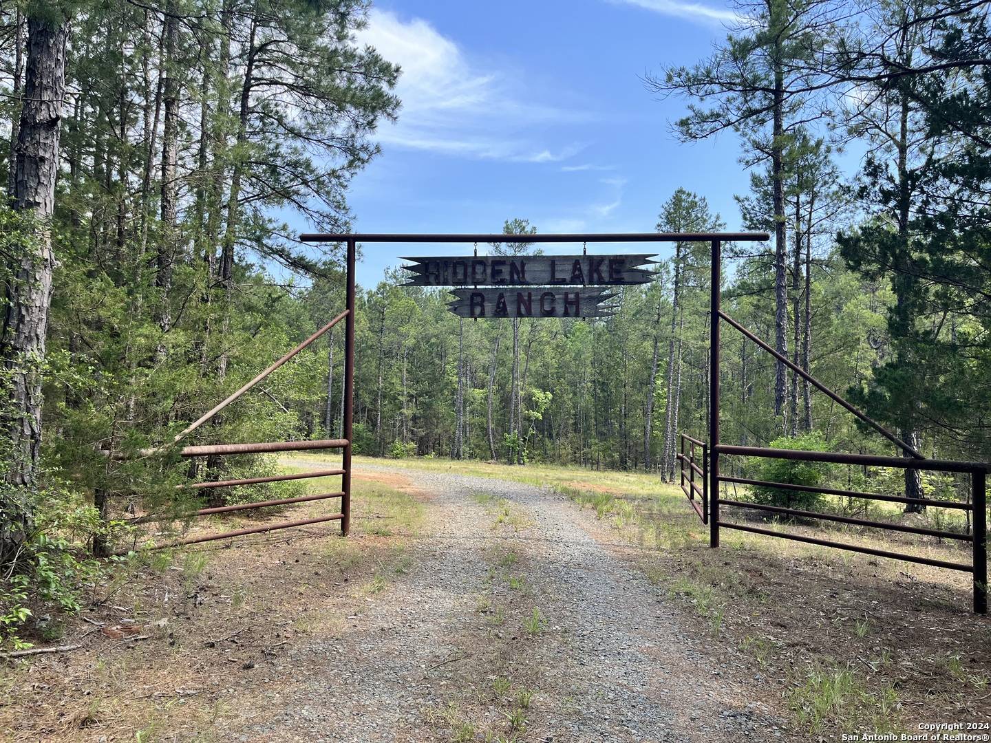 Linden, TX 75563,521 County Road 1759