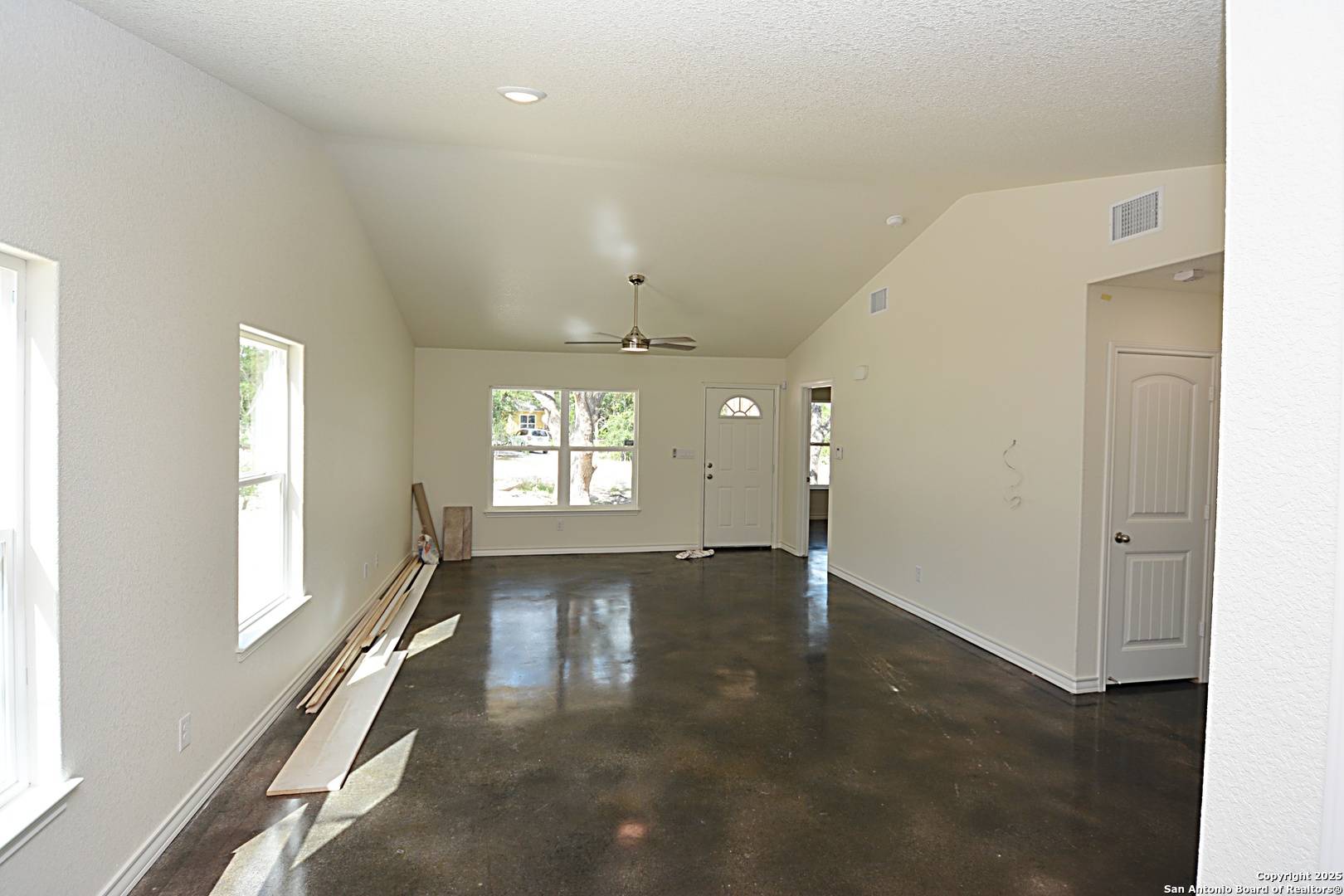 Spring Branch, TX 78070,521 Lariat Pass