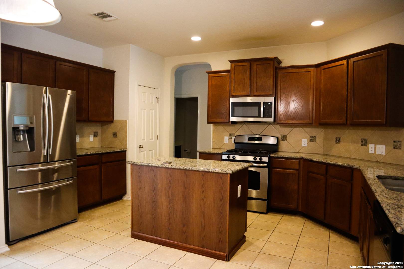 San Antonio, TX 78260,23014 Airedale Ln