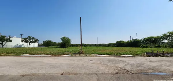 San Antonio, TX 78237,3915 Flagle