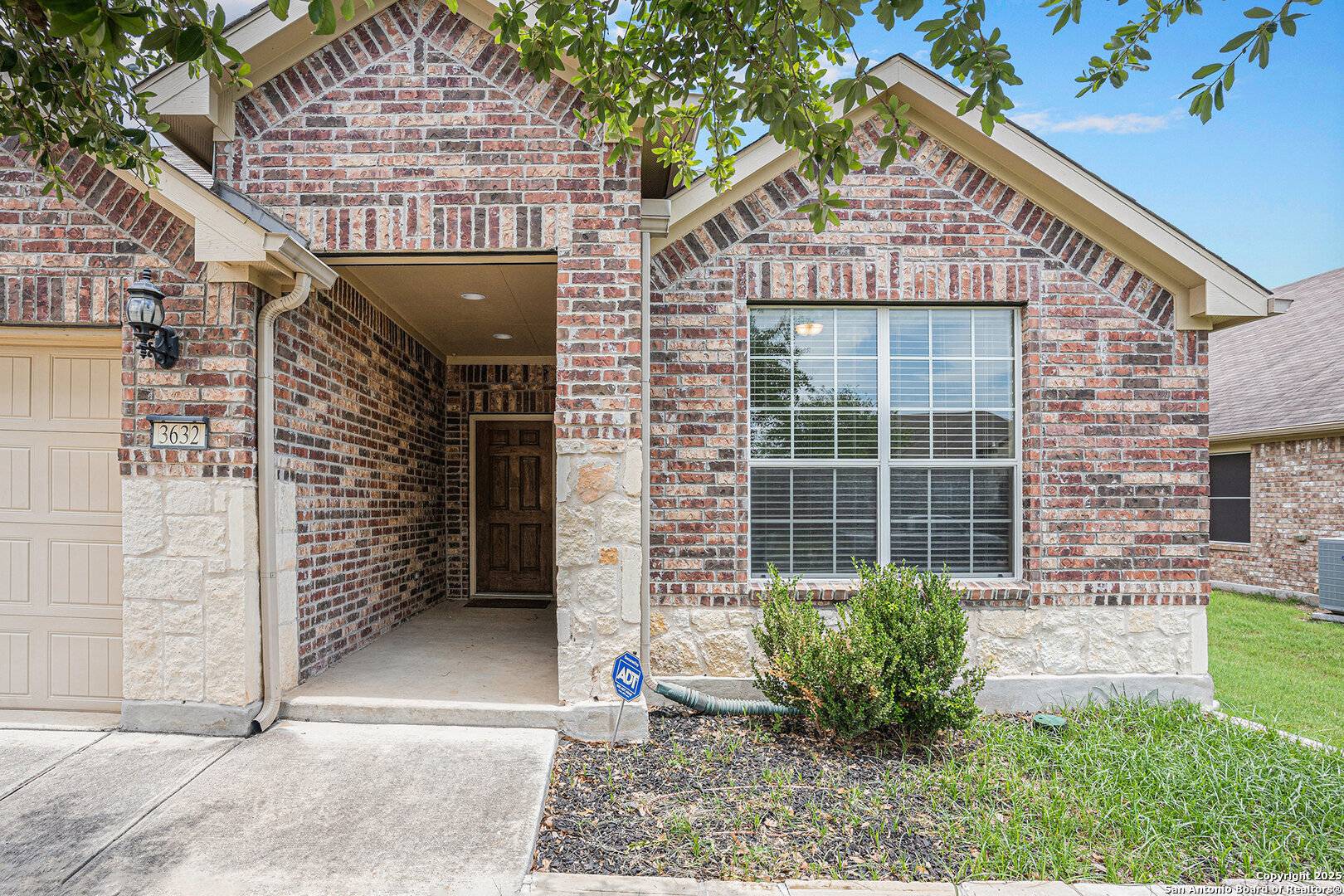 Schertz, TX 78154,3632 Sunglade Ranch