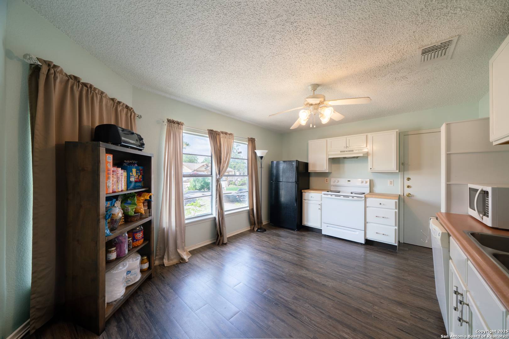 9759 Hidden Swan, San Antonio, TX 78250