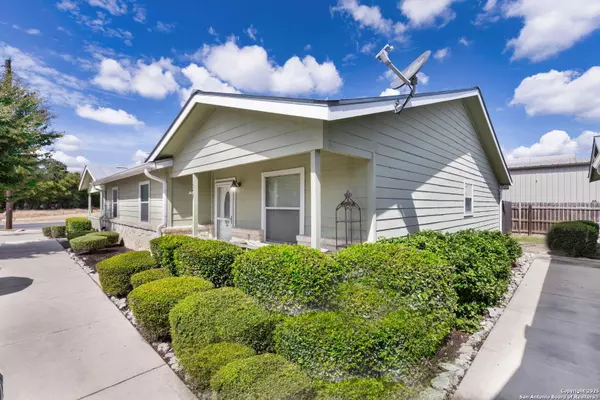 Boerne, TX 78006,121 Plant Ave UNIT APT 102