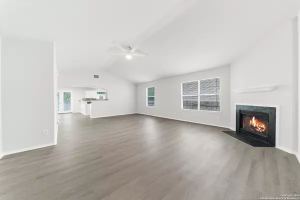 Schertz, TX 78108-2267,4116 Whisper Pt