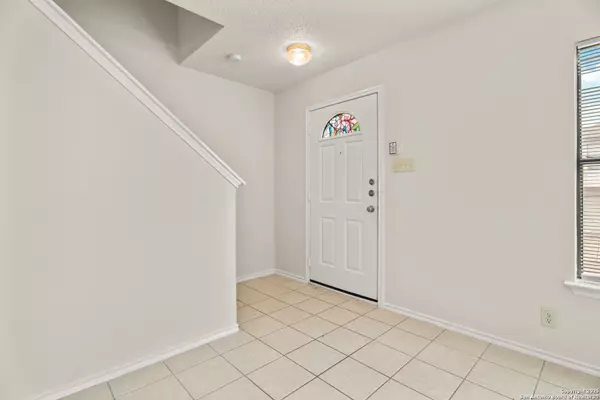 5010 Sunset Glade, San Antonio, TX 78240
