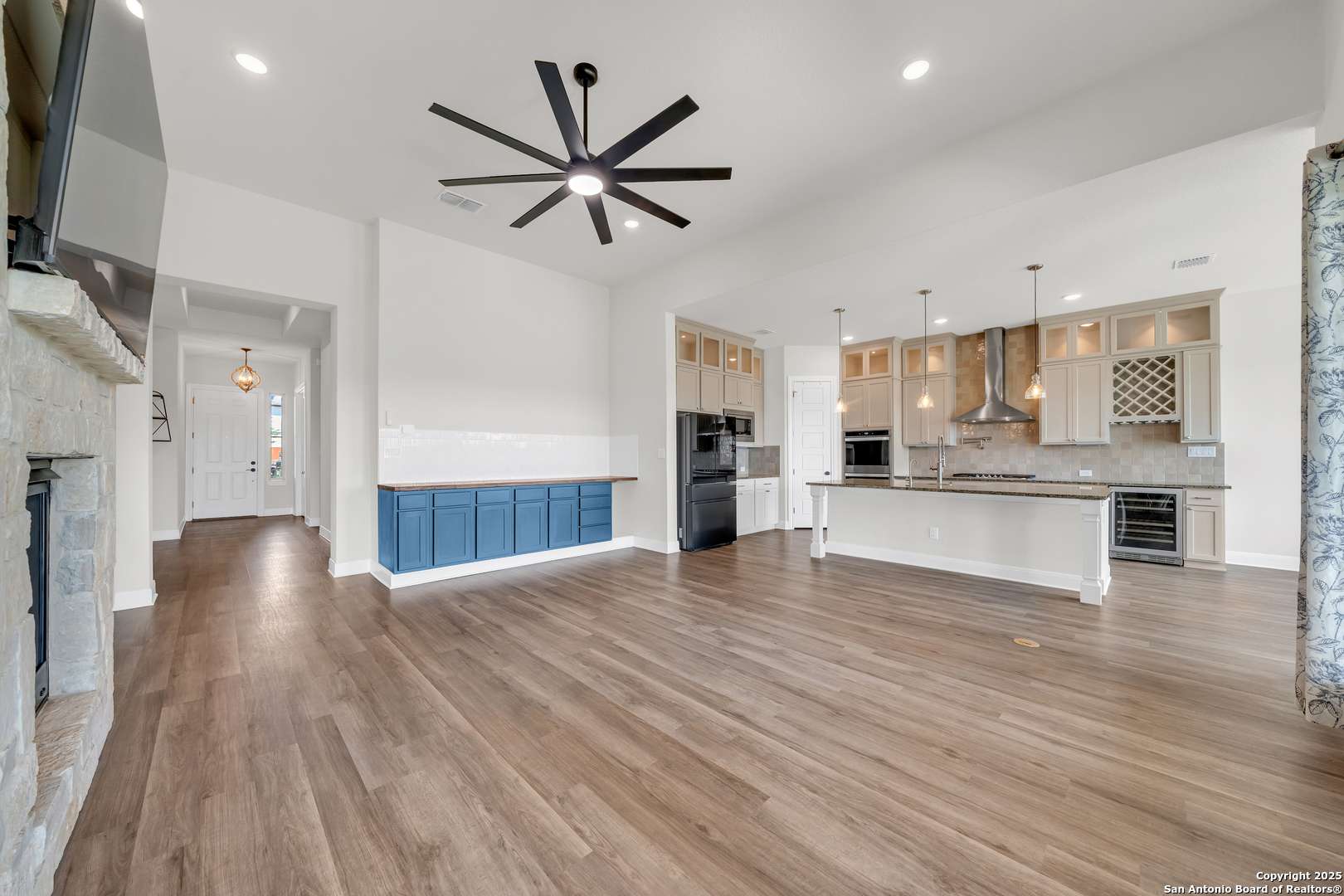 New Braunfels, TX 78132,1526 Honey Brown
