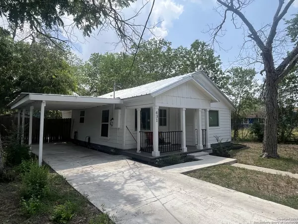 Seguin, TX 78155,431 Gravel