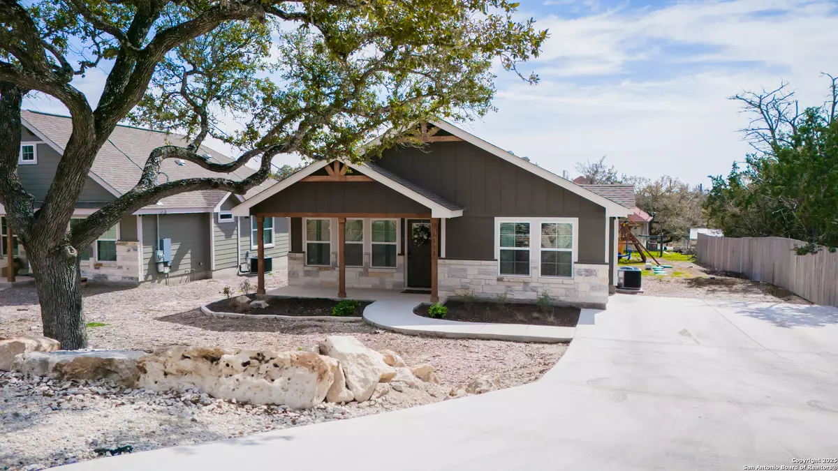 Spring Branch, TX 78070,1302 Cedar Grove