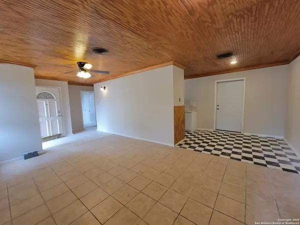 San Antonio, TX 78213,2506 Greencrest